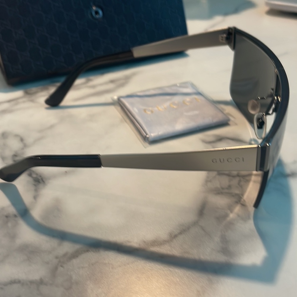 Gucci Shield Rectangular Sunglasses - image 3